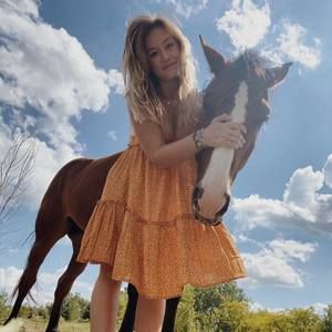 Meet your Posher, Kaylie